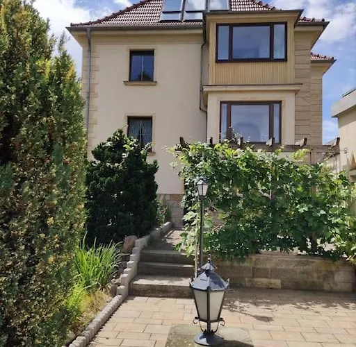 Mit Ausblick Im Dresdner Suedwesten